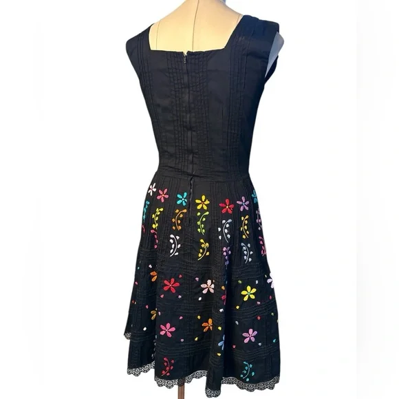 70’s Mexican embroidered floral dress - Picture 3 of 8